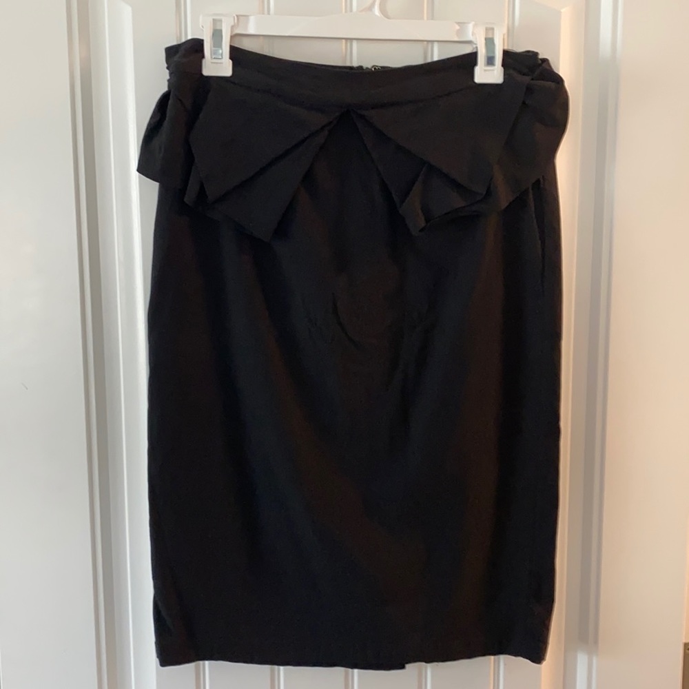 Black pencil skirt with front bow